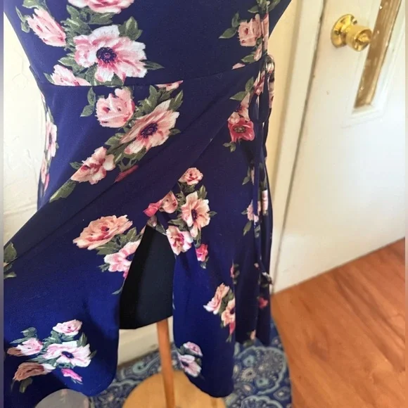 Caution To The Wind Blue V-Neck Flutter Sleeve Mini Wrap Dress -S- - Picture 3 of 6